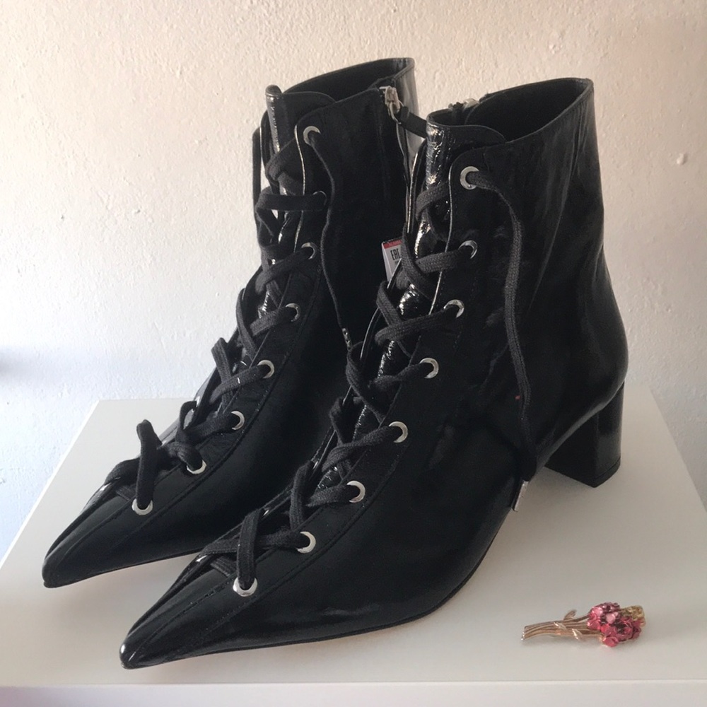 NWT Leather Zara boots